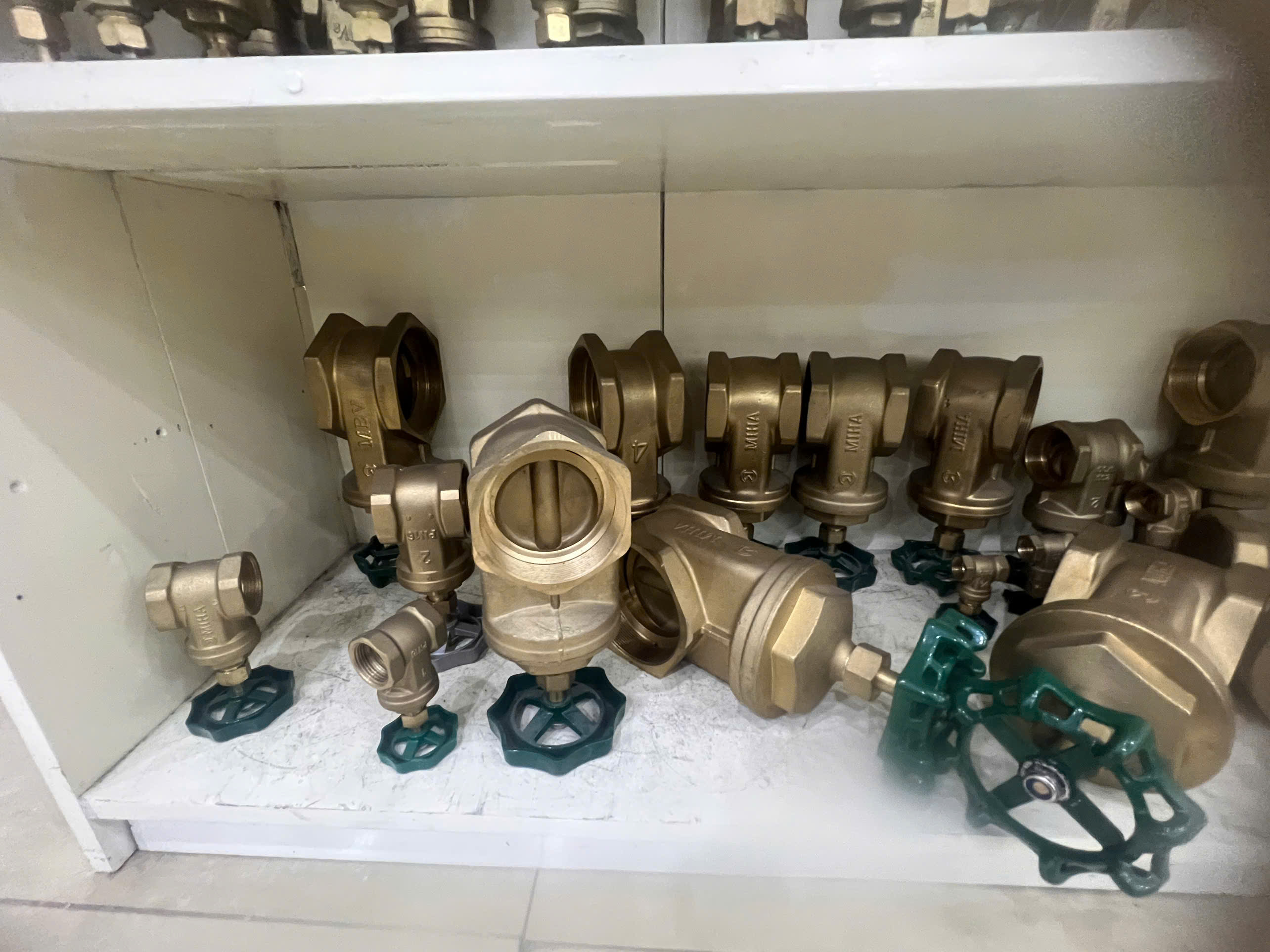 Samples shelf 14.jpg